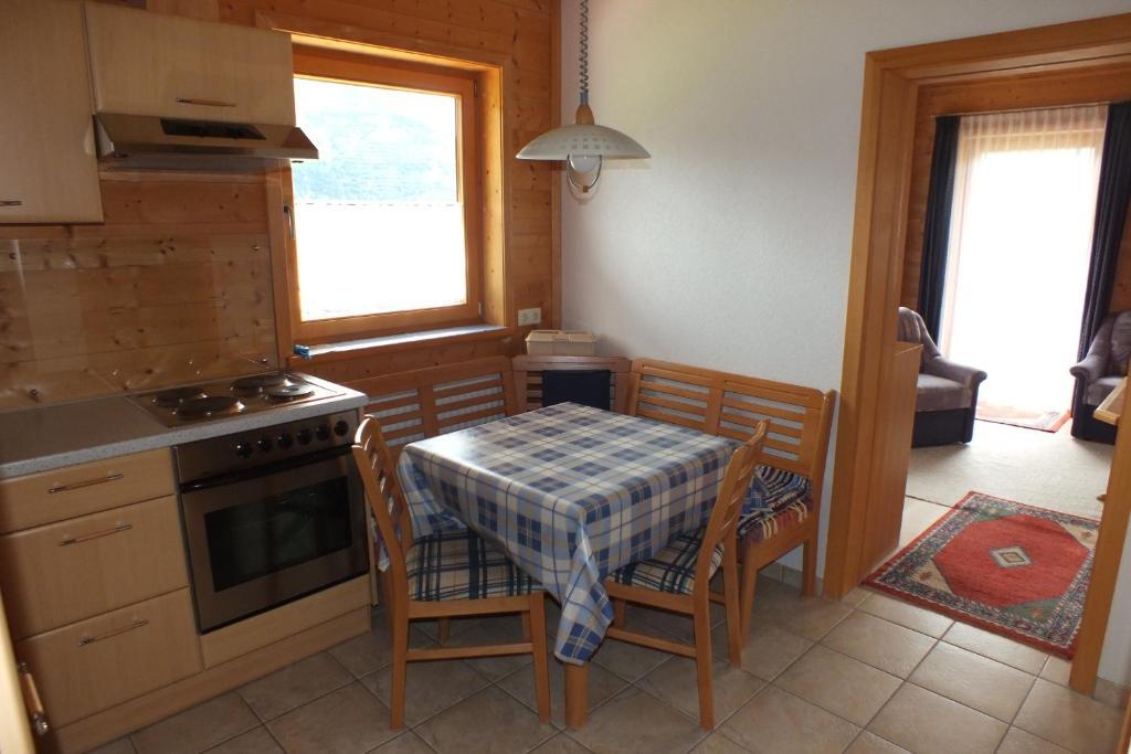 Haus Schneeflocke Leilighet Lech am Arlberg Rom bilde
