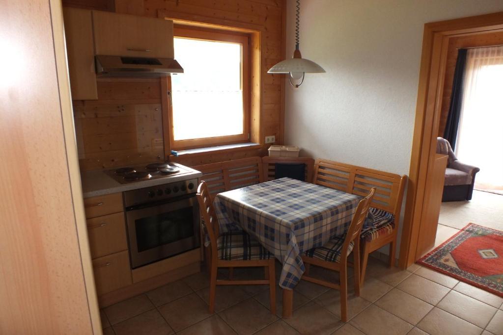 Haus Schneeflocke Leilighet Lech am Arlberg Rom bilde